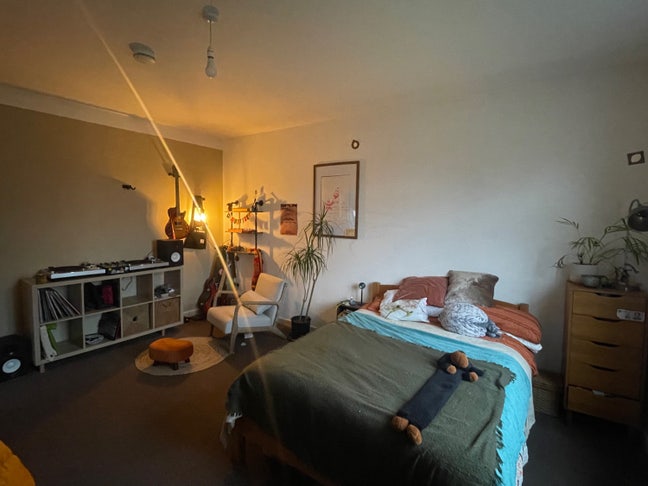 Lovely big room in Whalley range  Main Photo