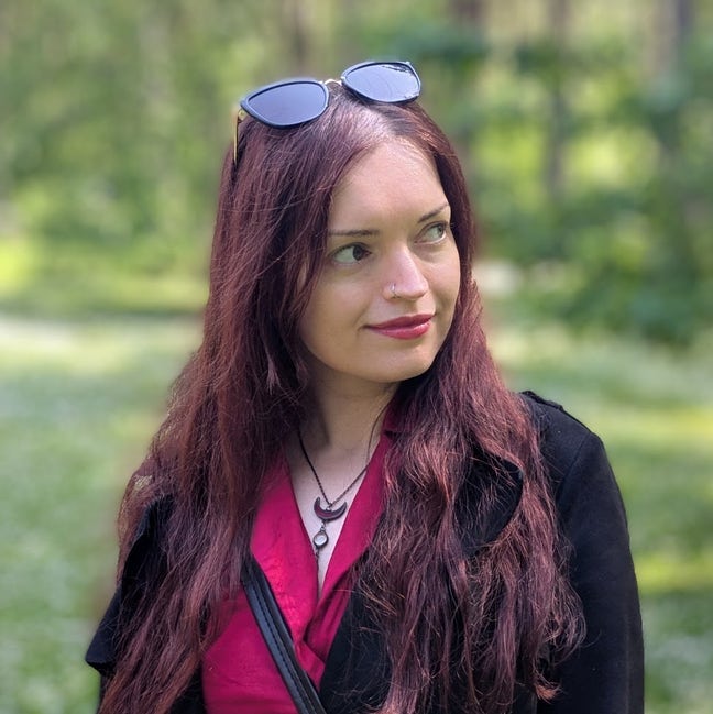 Looking for double room, studio or buddy up Main Photo