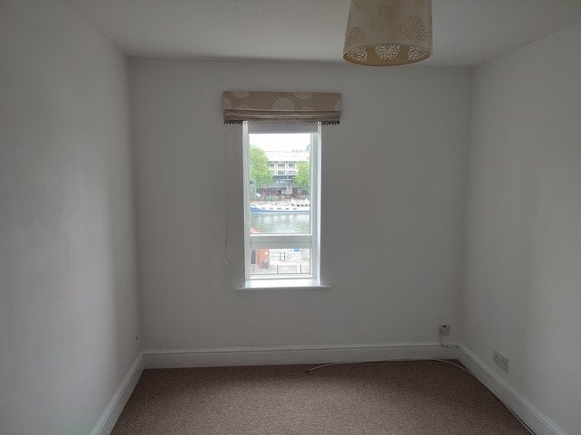 Double room on Bristol Harbourside Main Photo
