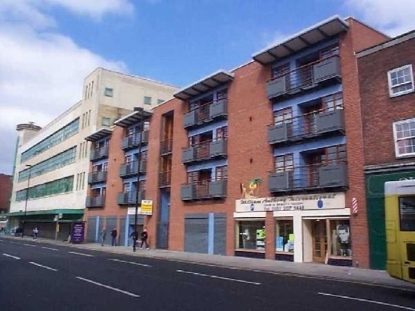 Tenancy Takeover - Fully furnished 2bed flat in L3 Main Photo