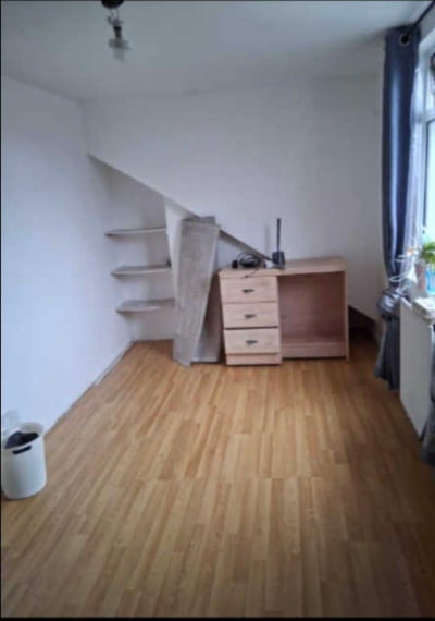 Bedroom near Royal Berks Hospital Main Photo