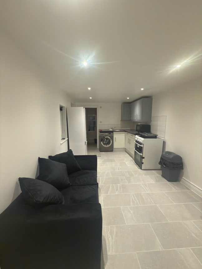 1 bed Self Contained Annexe Main Photo