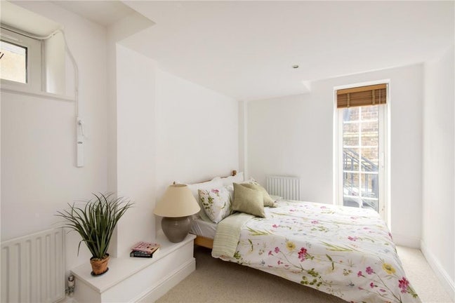 Double Room with Private Bathroom Main Photo