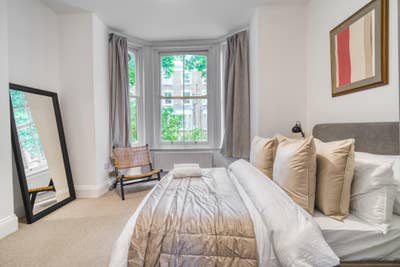 Charming Period 1 Bedroom Serviced Flat Bills Inc Main Photo