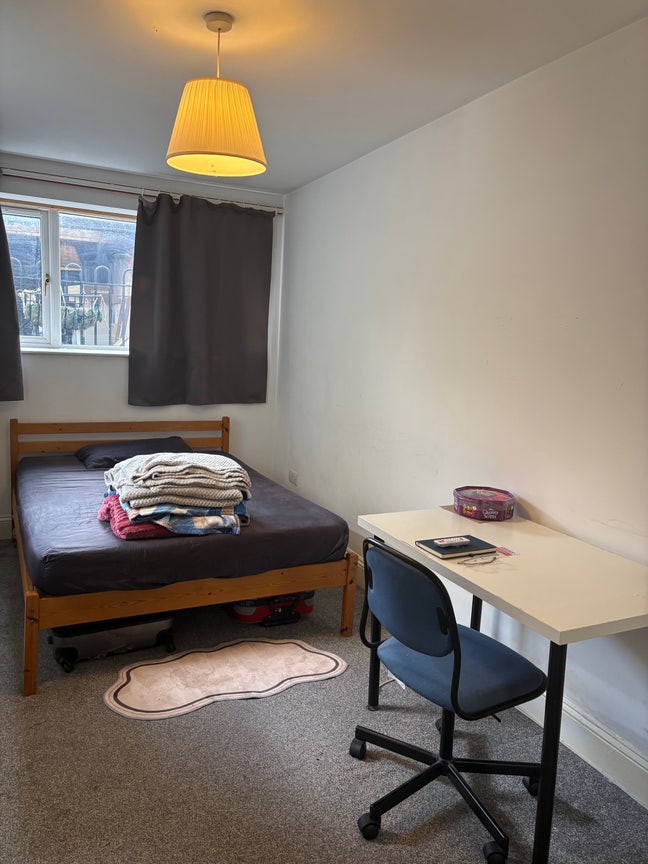 Spacious furnished Double room - BS3, Bedminster Main Photo