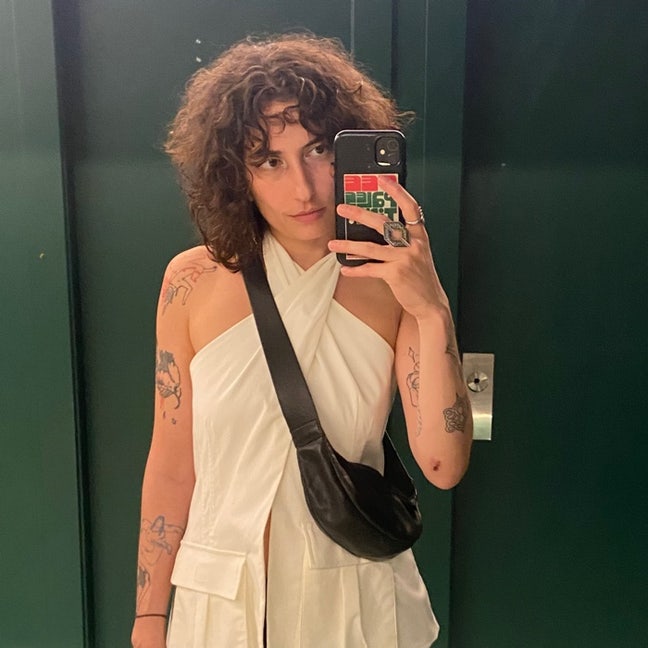 Looking for a flatmate Main Photo