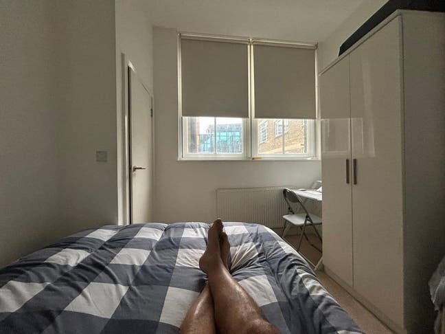 Cozy room in Angel Main Photo