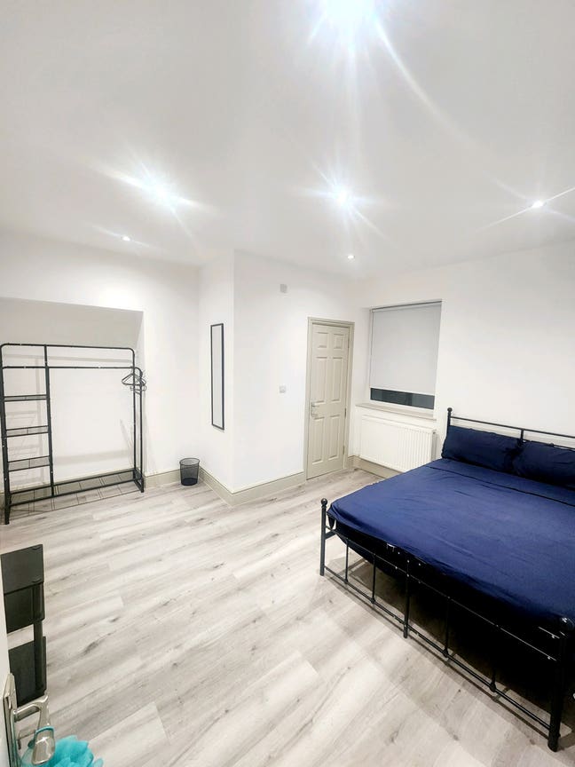 Double Ensuite Room in N17  Main Photo