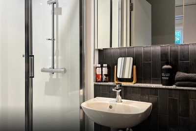 En-suite room-Student accommodation-YourTRIBE Main Photo