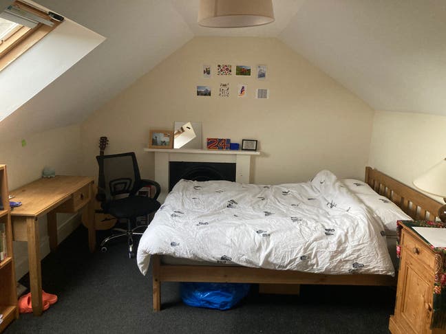 Room Available in West End Main Photo