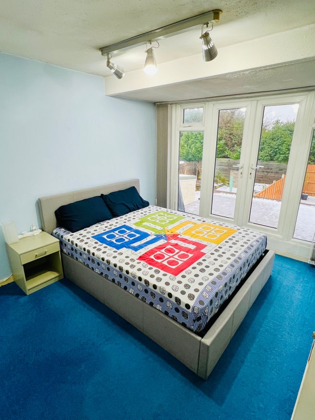 Double Bedroom in Shirley (vegetarian household) Main Photo