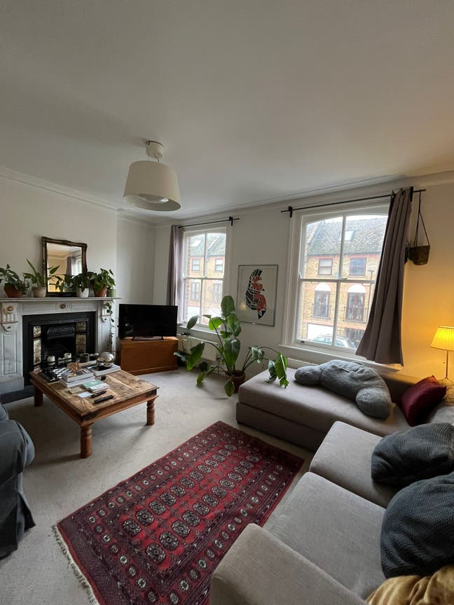 Cozy room in Holloway maisonette Main Photo