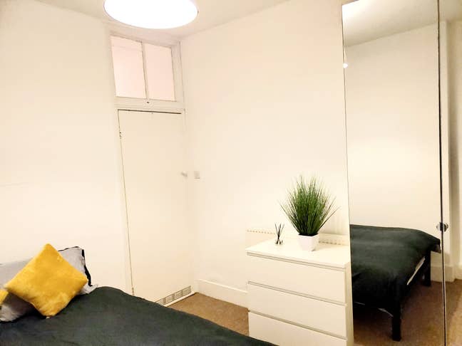 A very bright and cozy room in Clapham Junction Main Photo