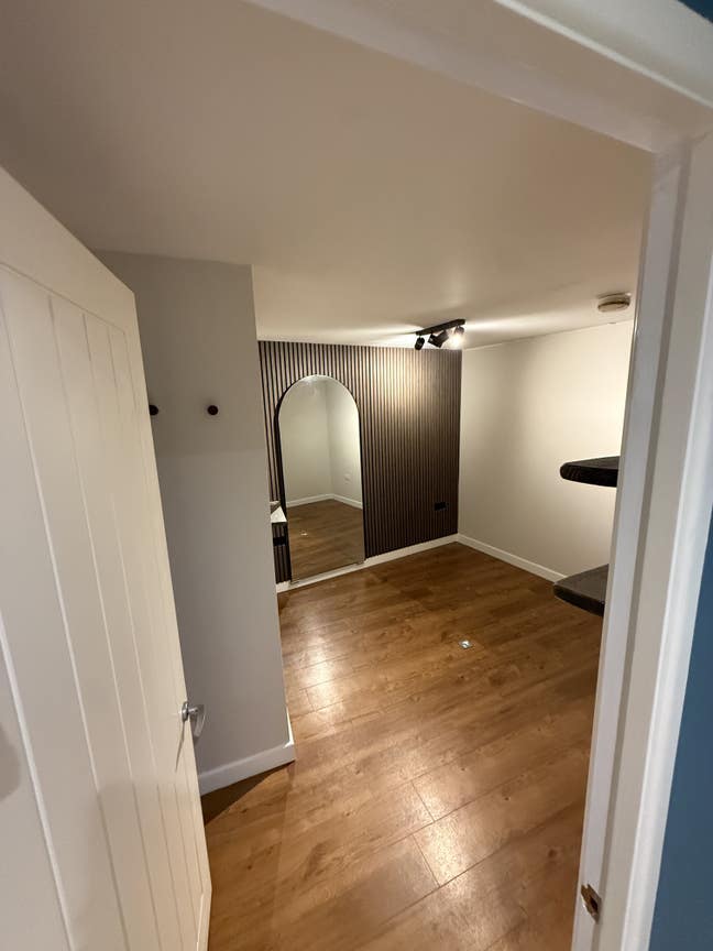 Room/office Main Photo