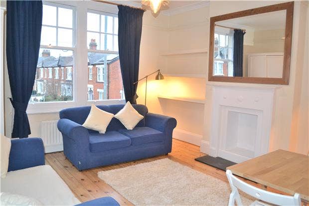    Bright  1-Bed  Flat  |  Parking  |  Professionals  Preferred Main Photo