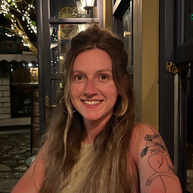 Looking for a room! Main Photo