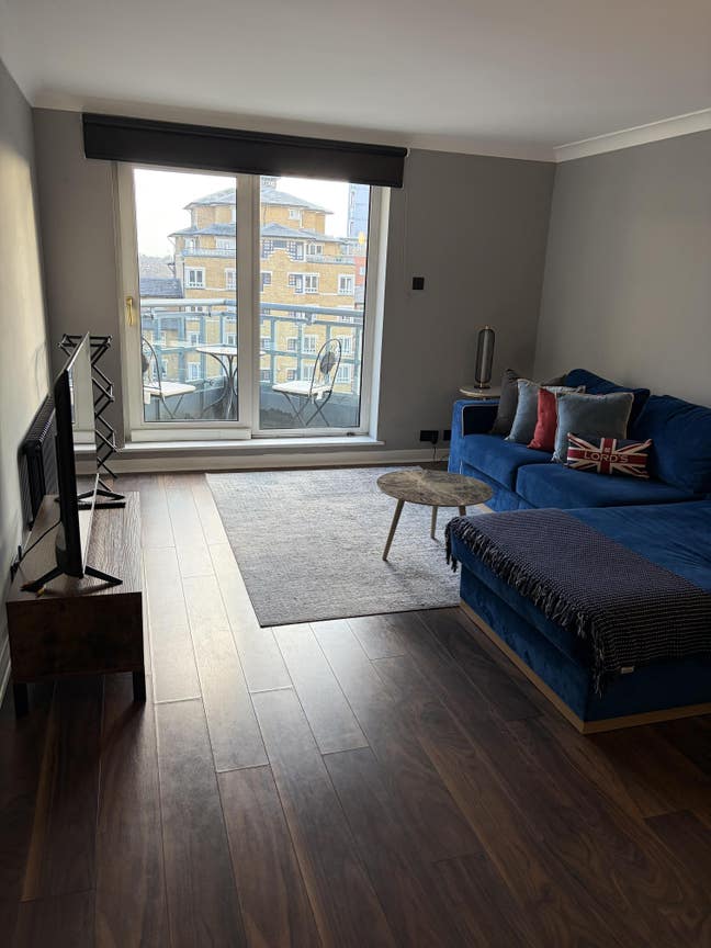 Fabulous One Bed - refurbished to high standard  Main Photo