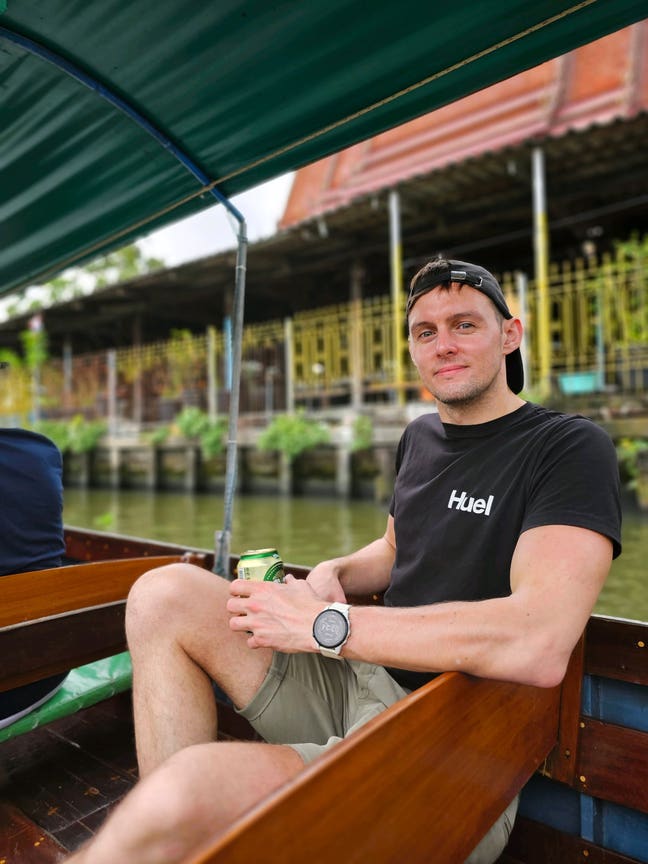 Sociable and tidy looking close to centre Main Photo