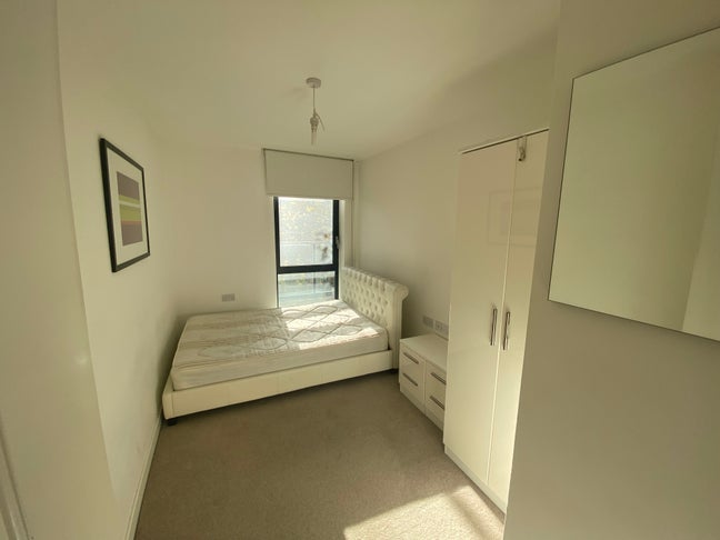 Double Room in Stylish Flat Main Photo