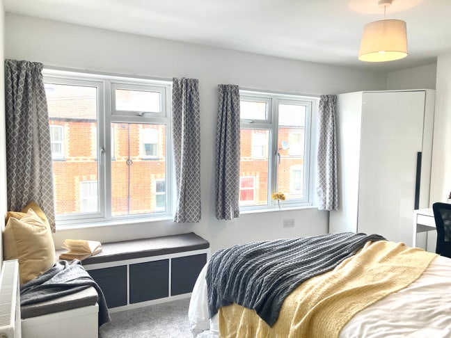 Yes, Snug Homes *Are* as Good as They Look 💛✔

 Main Photo