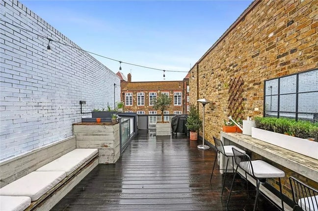 Room in Stunning De Beauvoir rooftop Terrace house Main Photo