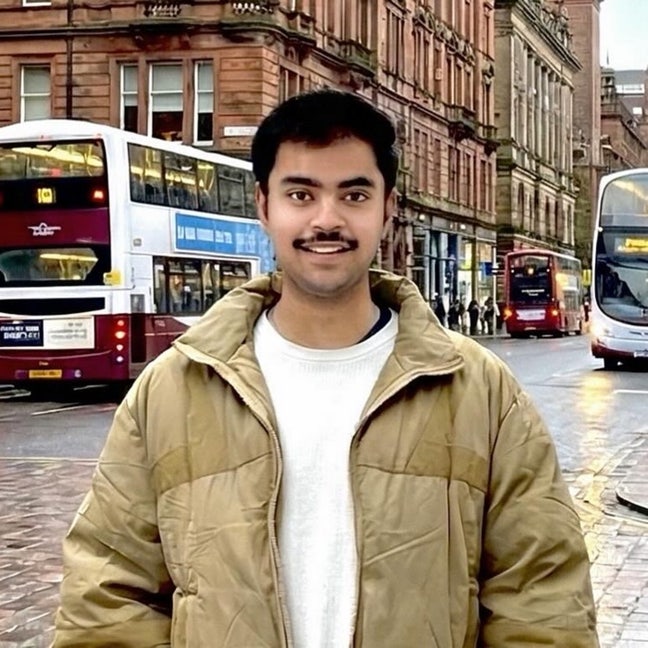 Looking for a room For 2 person  Main Photo