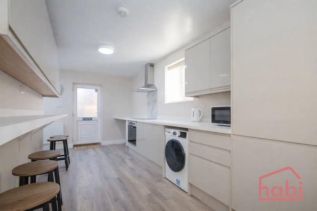 Available now with bills included! Main Photo