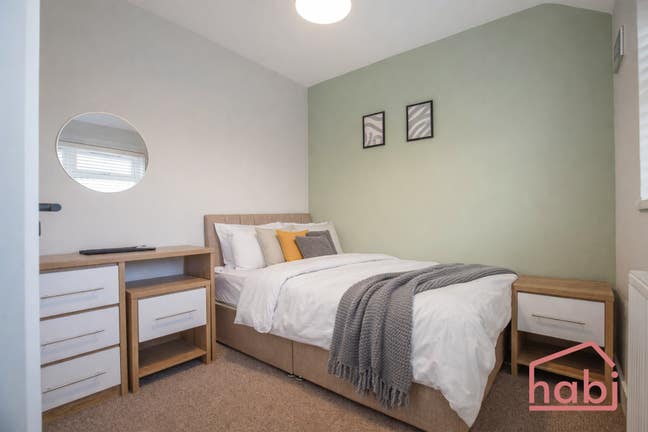 Available now with bills included! Main Photo