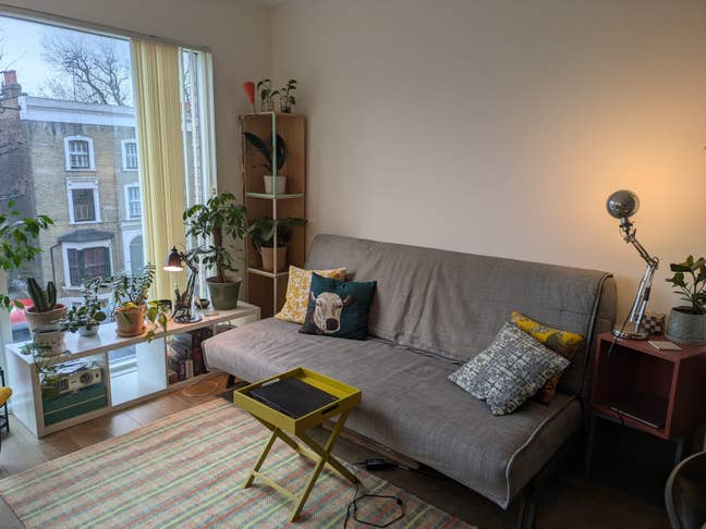 Bright & Large Room in Central Hackney Main Photo
