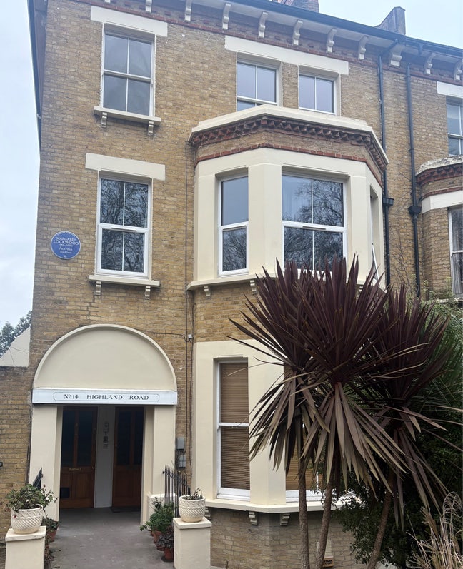 Double room in Crystal Palace  Main Photo