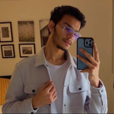 Student Male seeks a single or double room Main Photo