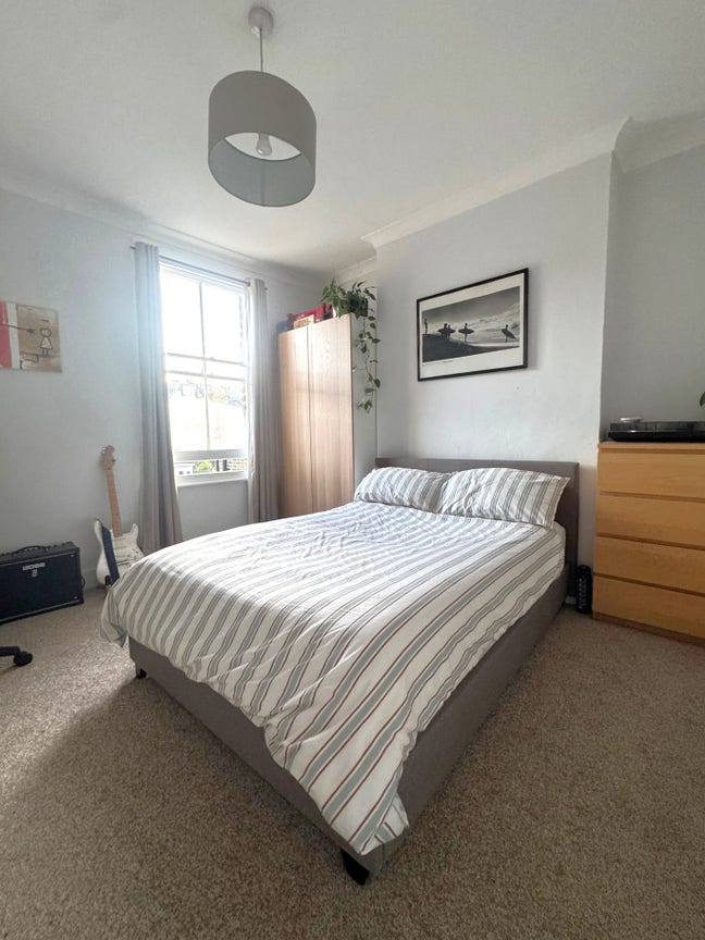 Large Double Room in Highbury with Garden! Main Photo