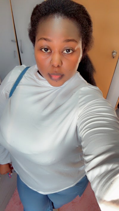 Professional Female seeks a double room Main Photo