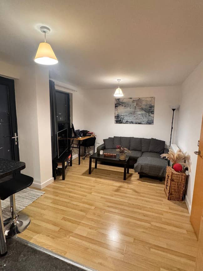 Double Room in Stratford -15min from Liverpool St  Main Photo