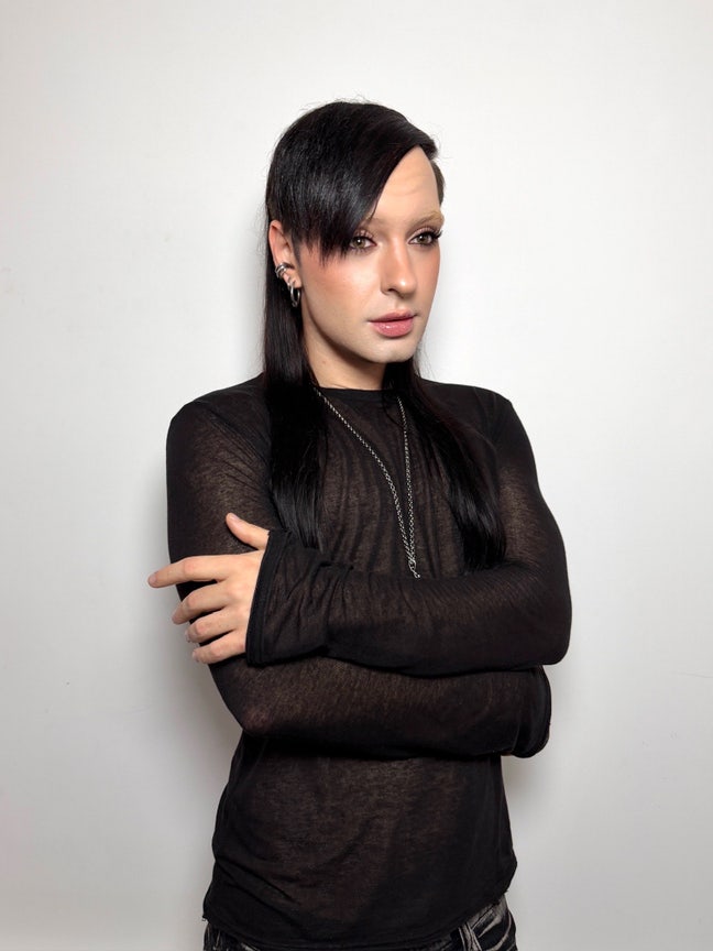 Professional seeking double room near Stratford Main Photo