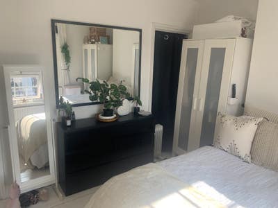 All Bills Inc. 🌟 Large Double Room + Own Private  Main Photo