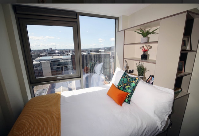 1 double bed golden room with en-suite  Main Photo