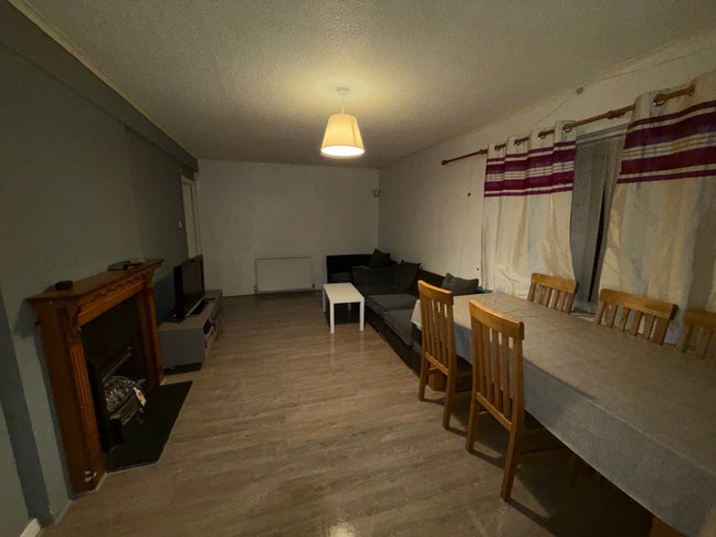 Room to Rent in a Private House!!!! Main Photo