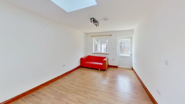 Spacious double rooms on the doorstep of Syon Park Main Photo