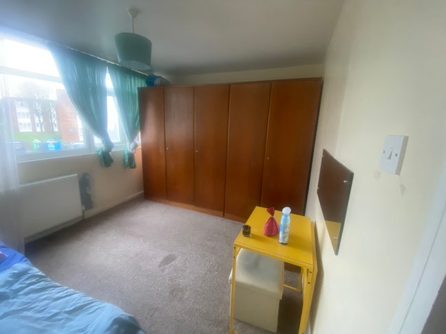 En-suite room ( Wembley) Main Photo