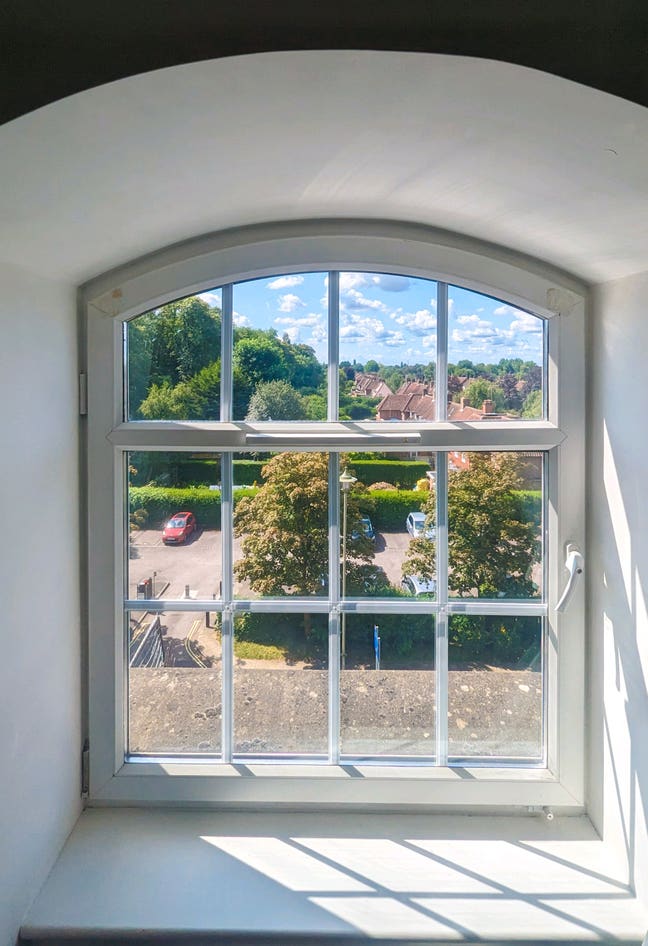 Spacious studio flat for rent in Welwyn town  Main Photo