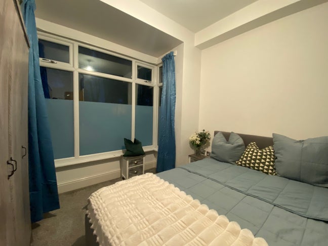 50% off Now Bills Inclusive Ensuite  Room  Main Photo