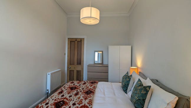 Double Room West End Main Photo