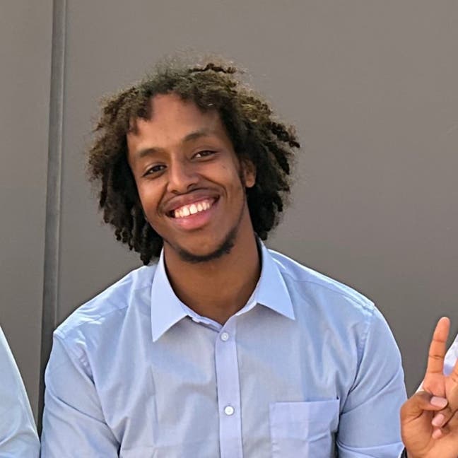 1000-1300&pound; per month - 23yr old professional Main Photo