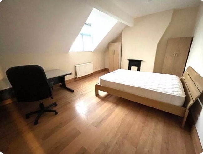 Large 7 bedroom property available soon! Main Photo