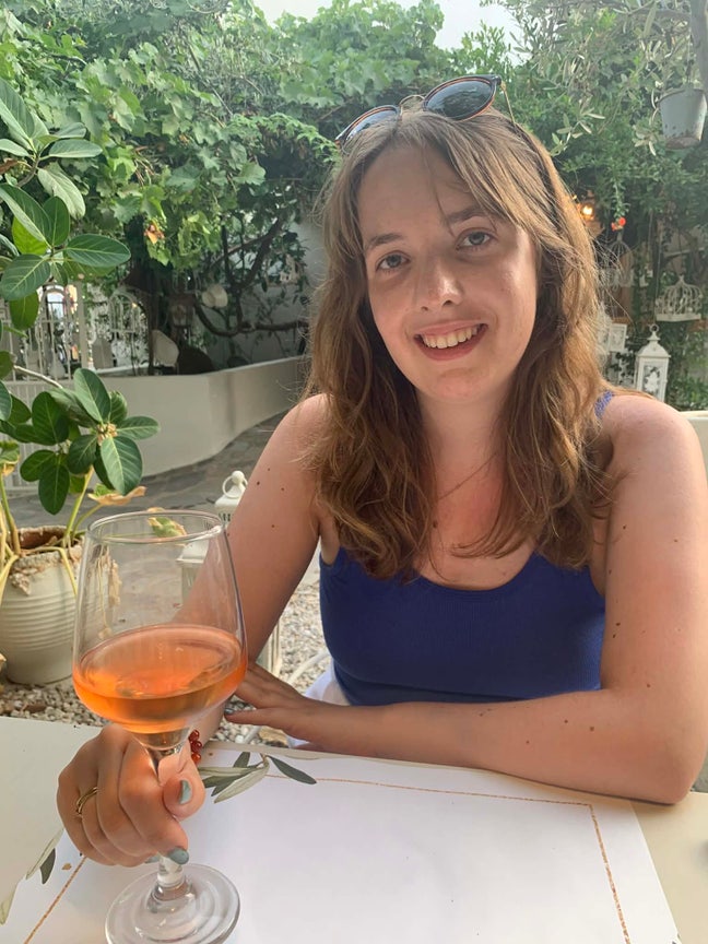 Full Time Professional, Room close to Stratford Main Photo