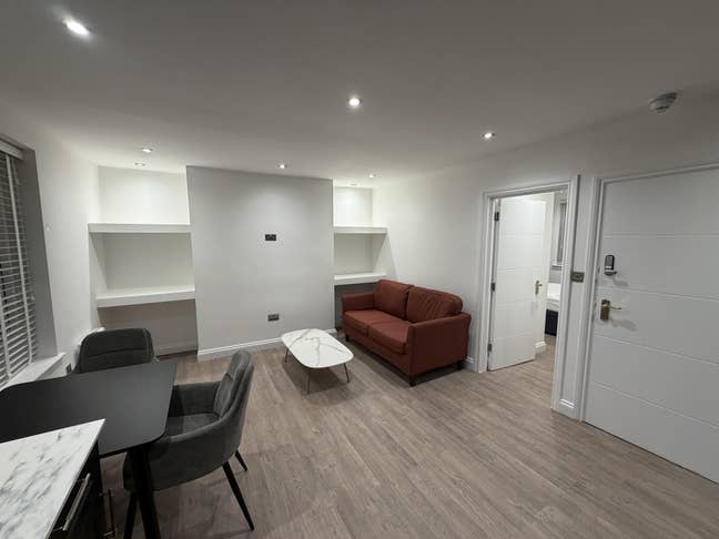 Reading Central 1 bed Apartment Main Photo