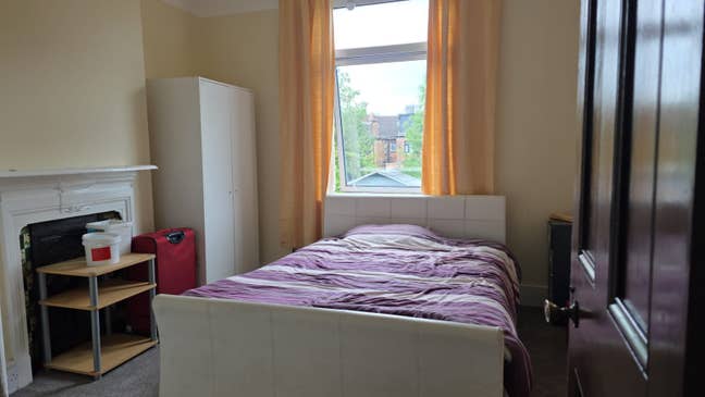 Couple room available  Main Photo