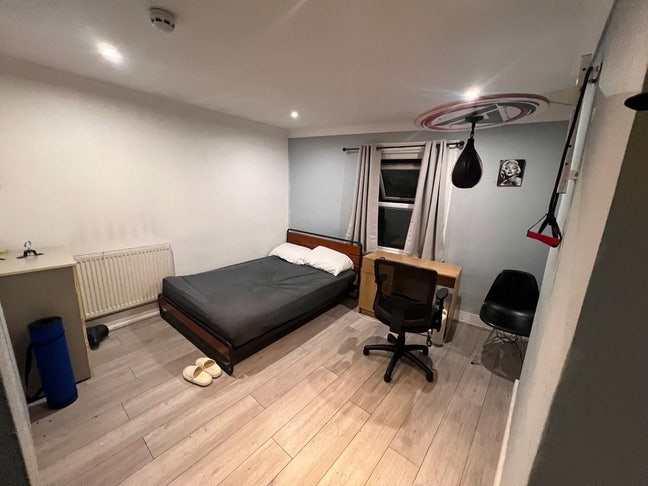 Double Room in Green Lanes 🛏️ Main Photo