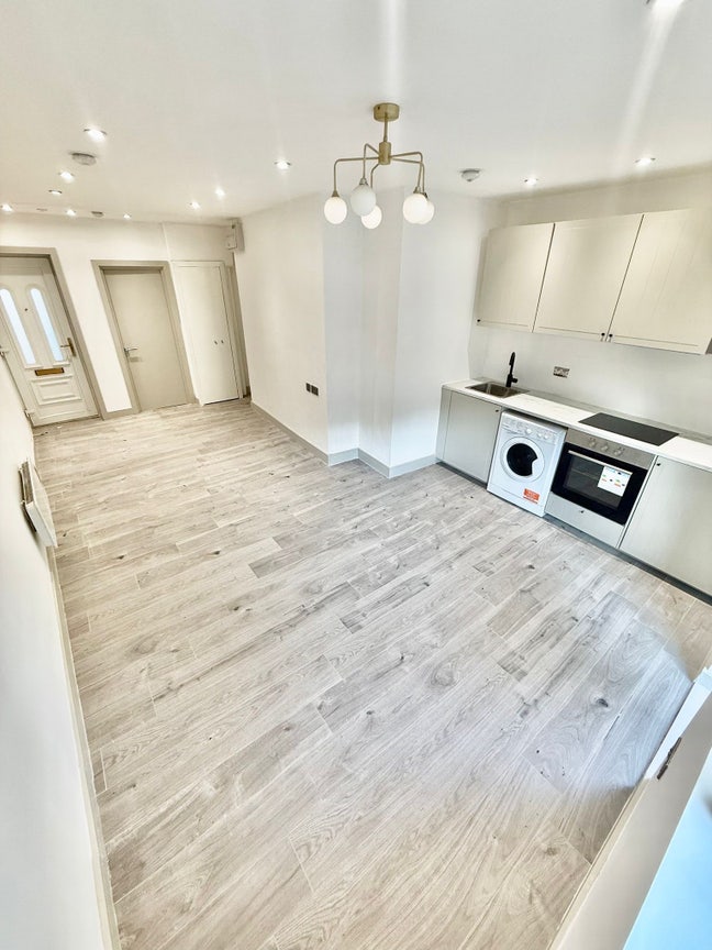 ✨ 🏡 1 Bedroom Flat to Let – Hendon Main Photo